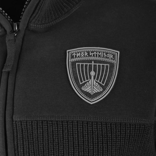 Thor Steinar sveter Hilur